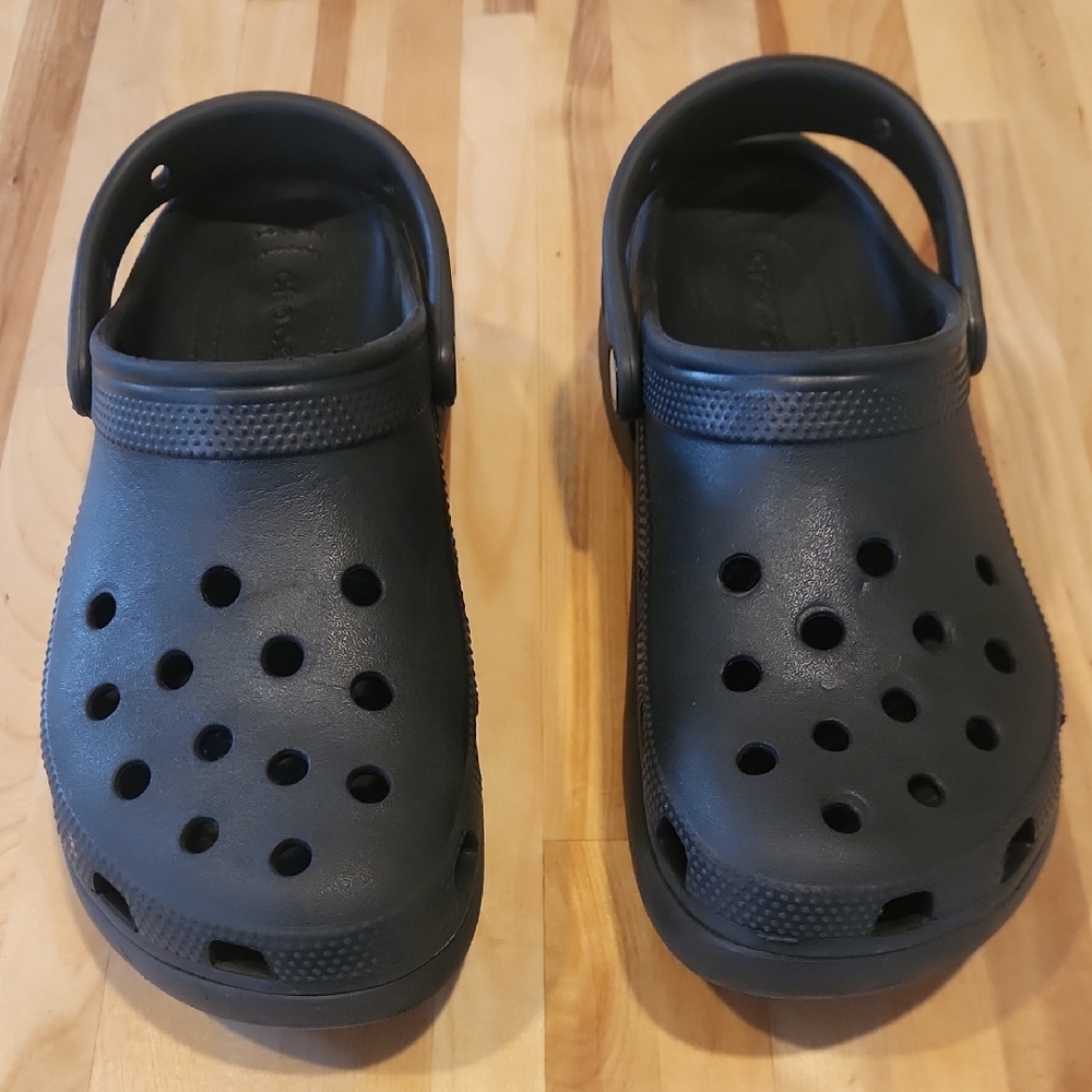 Kids Black Platform Crocs